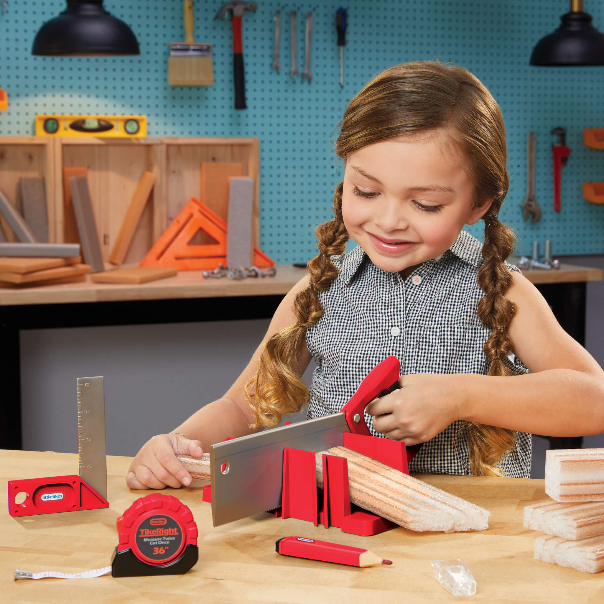 Little Tikes Creative Construction Measure and Cut Set Toy - Image 4