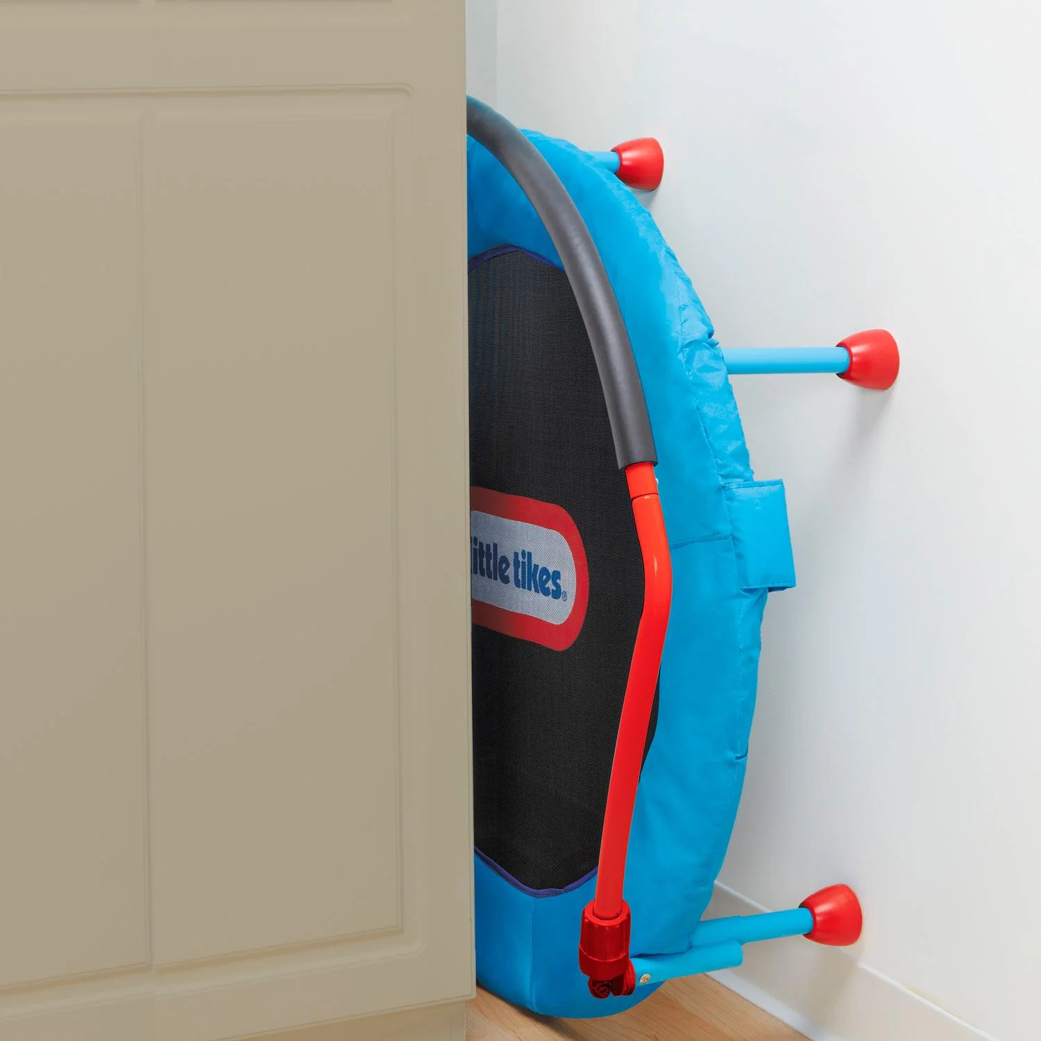 Little Tikes Easy Store 3ft Trampoline Support - Image 5