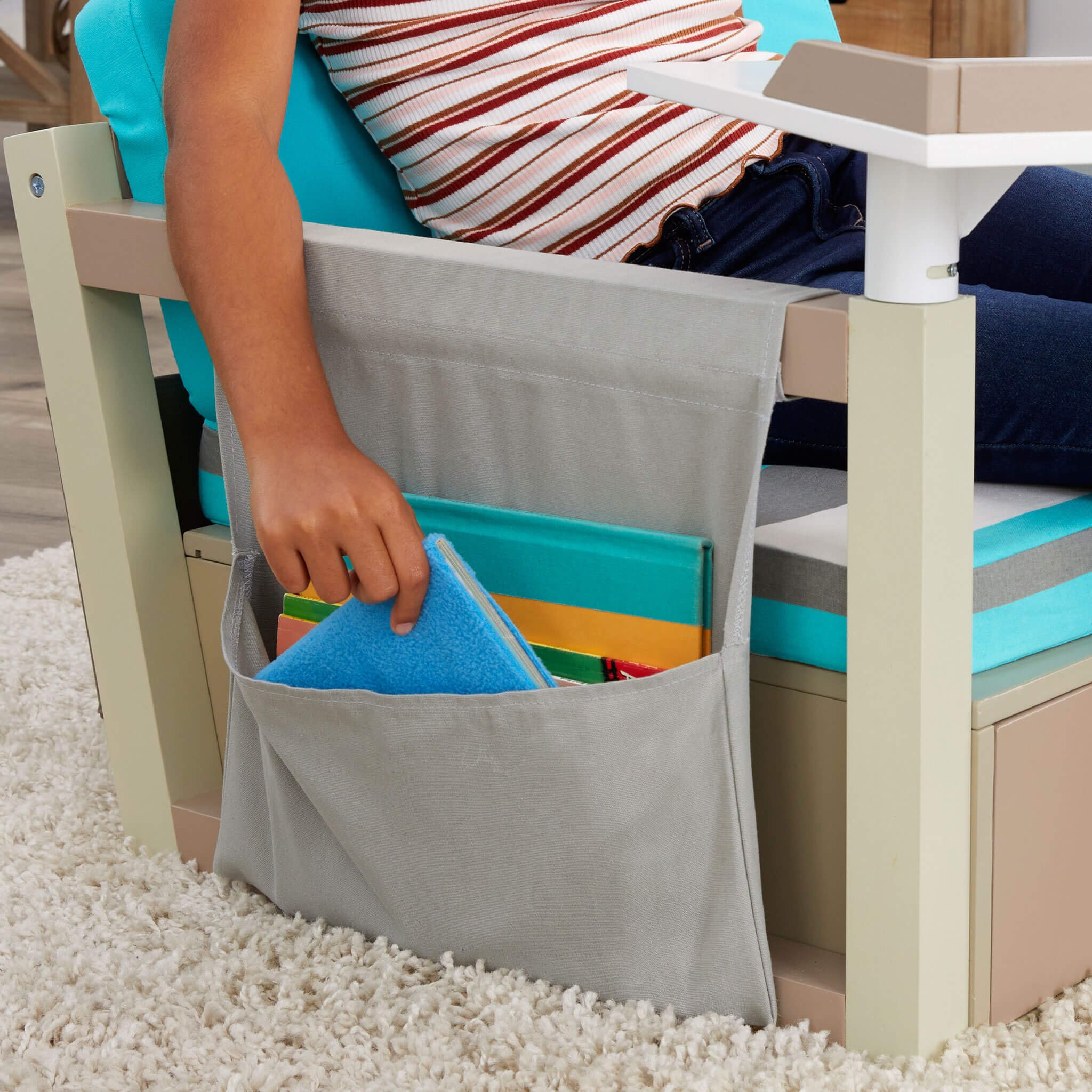 Little Tikes 2-in-1 Fun & Study Swivel Desk Tray - Image 3