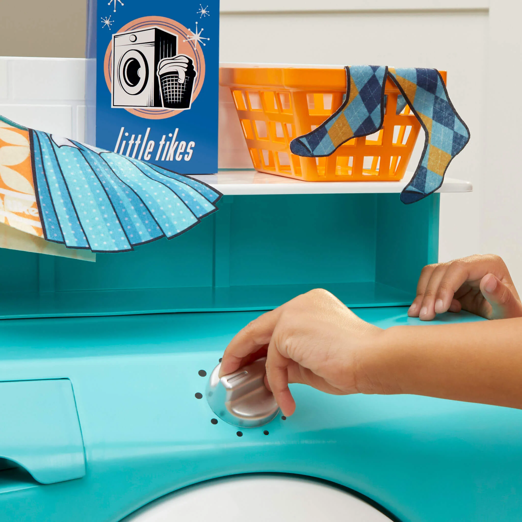 Little Tikes First Retro Washer-Dryer Toy - Image 5
