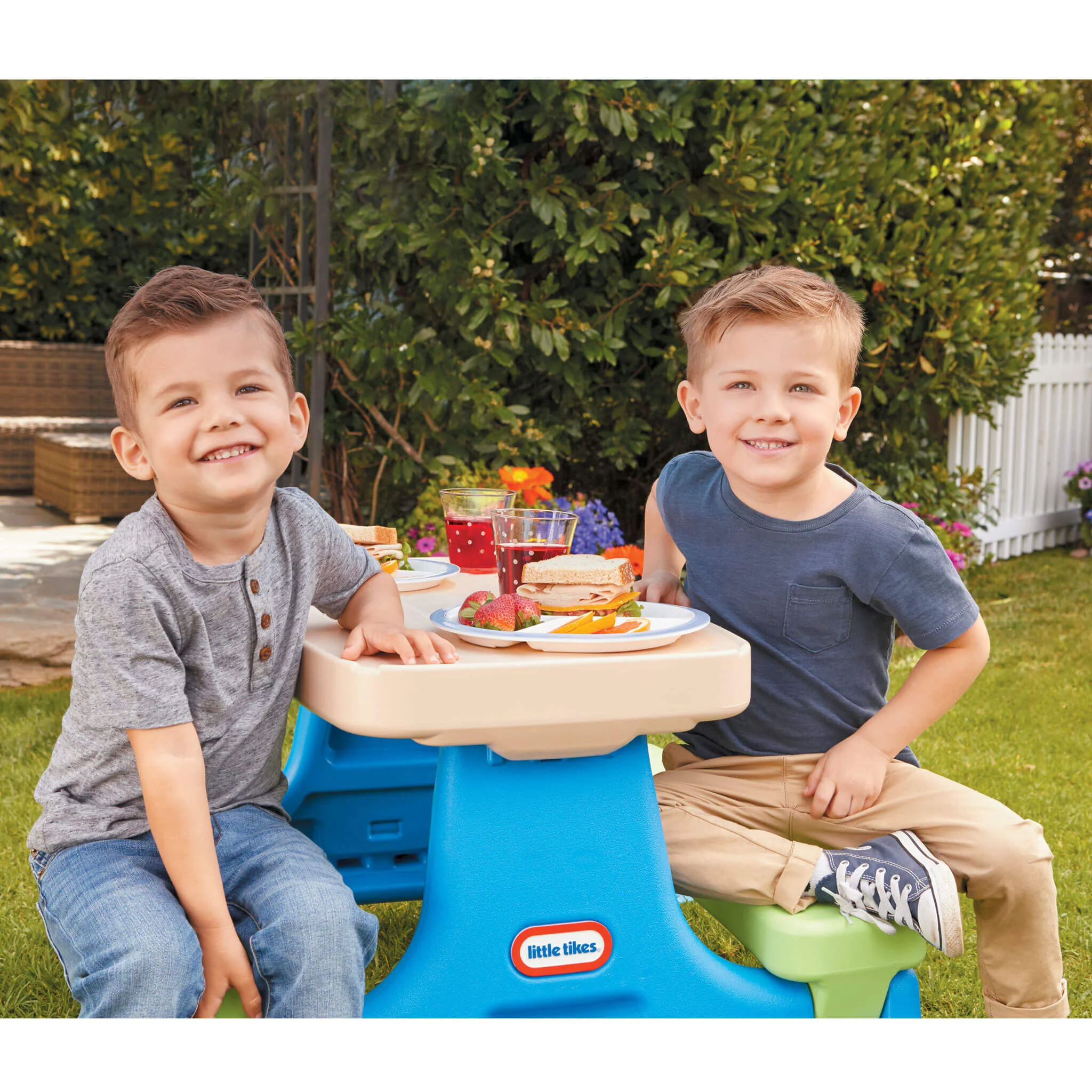 Little Tikes Blue/Green – Easy Store Jr. Play Table with Umbrella Tea - Image 4